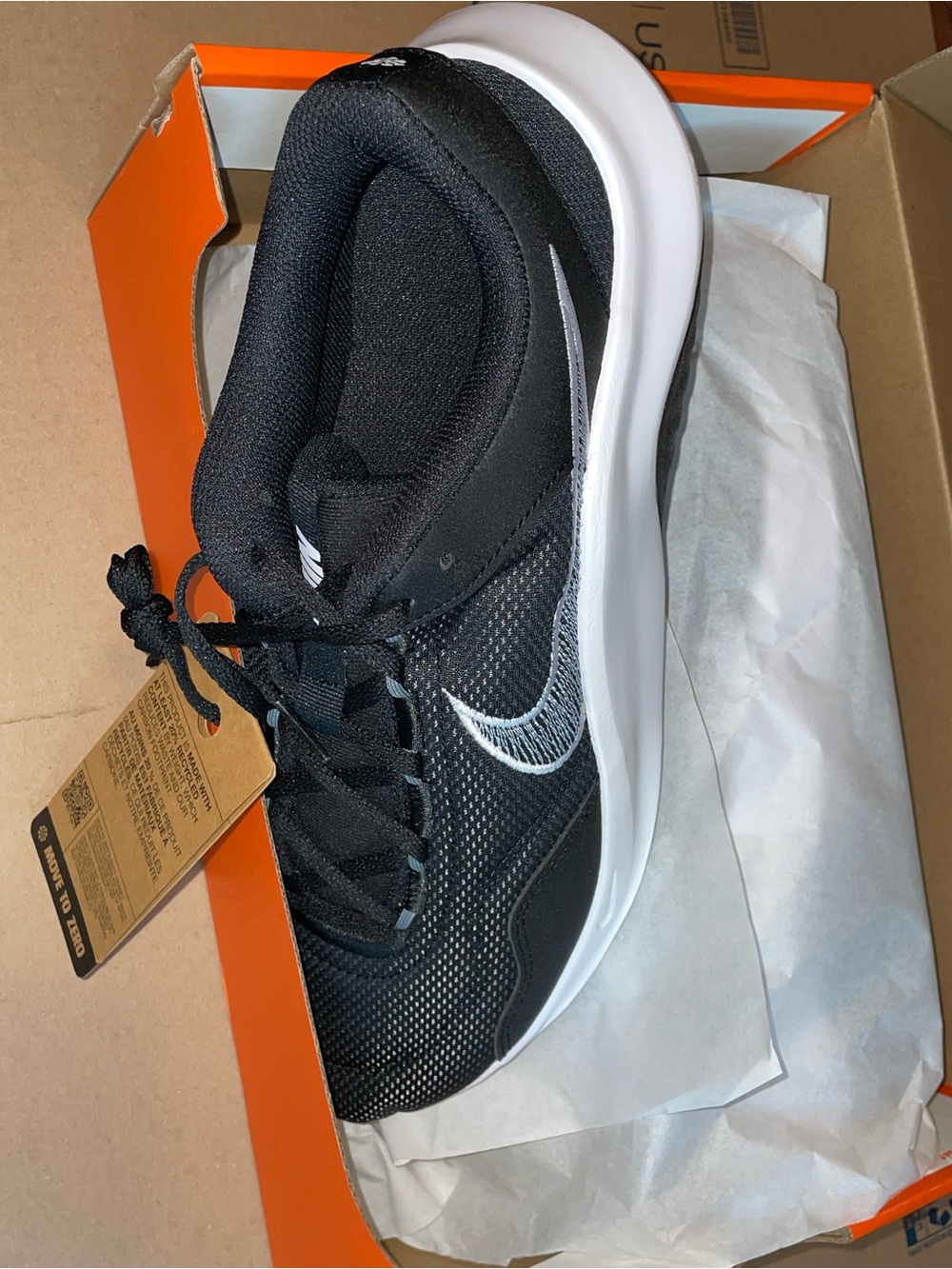 Nike Men’s Black and White Athletic Trainer